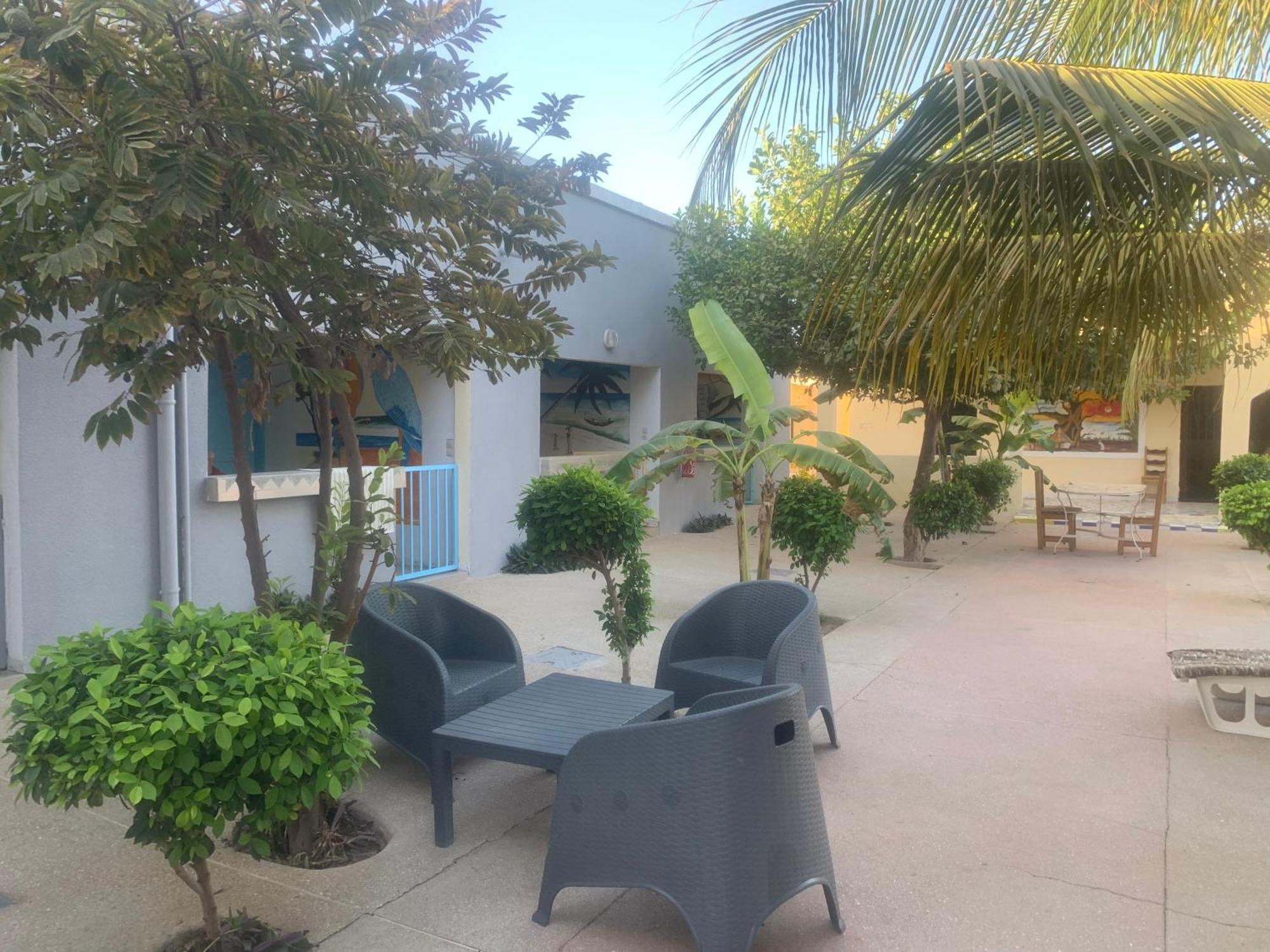 Auberge Keur Ely Ouoran Экстерьер фото